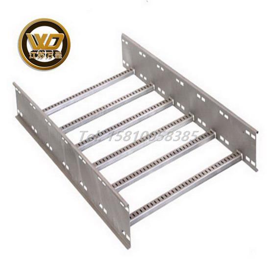Cable tray